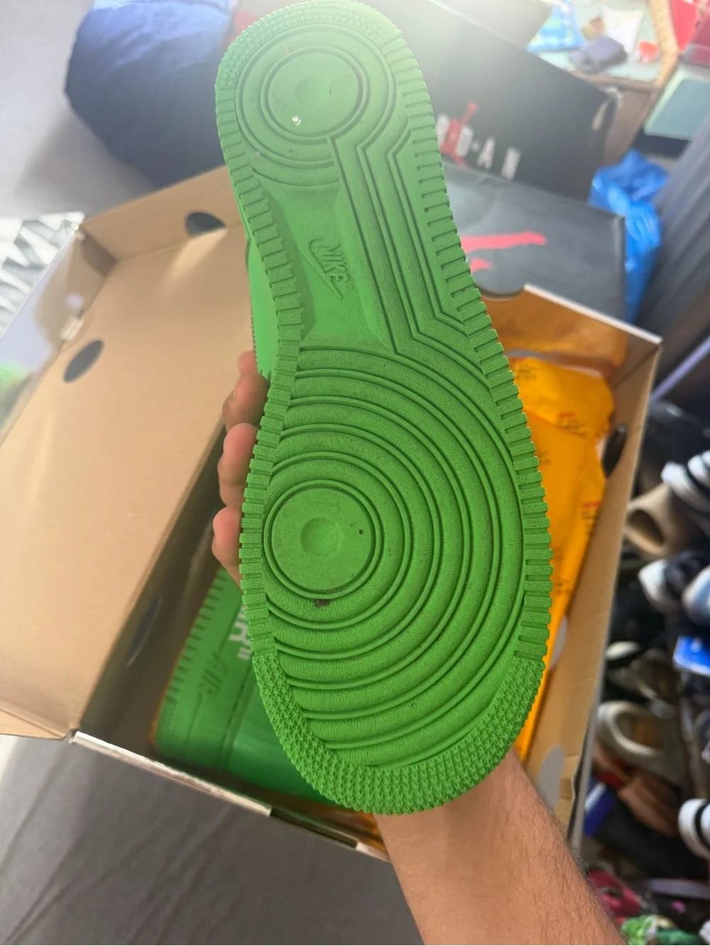 Off white Brooklyn size 11.5